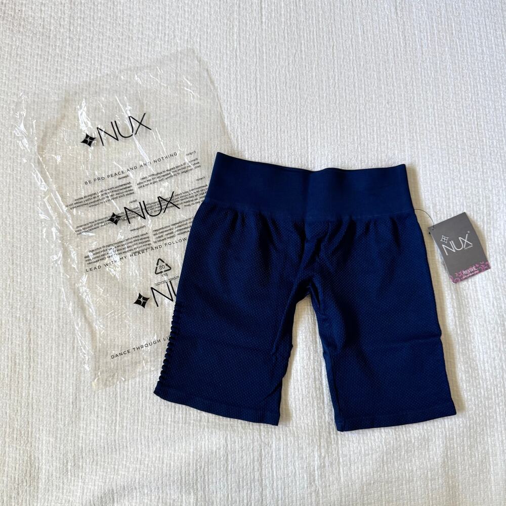 NUX Active Alana Shorts Navy Blue Seamless Mid Rise Gym Biker Shorts Small NWT